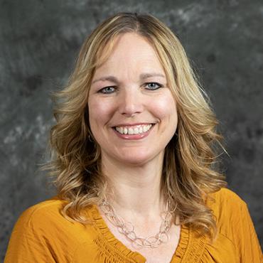 Mary Beth Sinniger