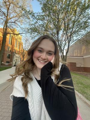 Ashlyn Cox, Music Theatre Major