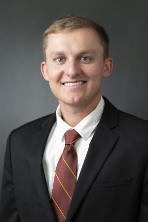 Zach Earll Web.jpg Zach Earll Web.jpg